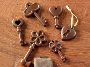 Silikomart Silicone Praline Mold Chocolate Key