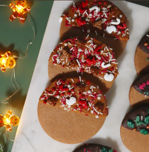 PME CHRISTMAS "OUT OF THE BOX" SPRINKLES - SANTA CLAUS 